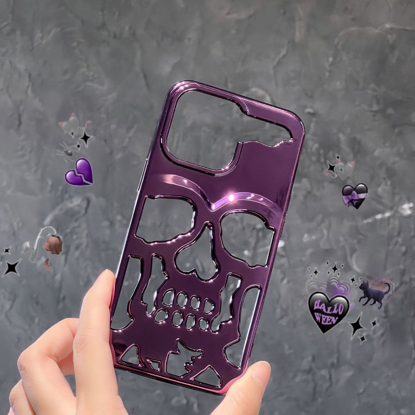 3D Plated Skull Phone Case – Glossy Metallic Armor for iPhone