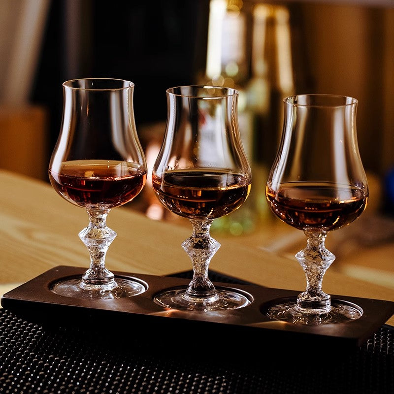 Macallan King's Crystal Whiskey Glass – Luxury Handmade Nosing Goblet for the Distinguished Gentleman