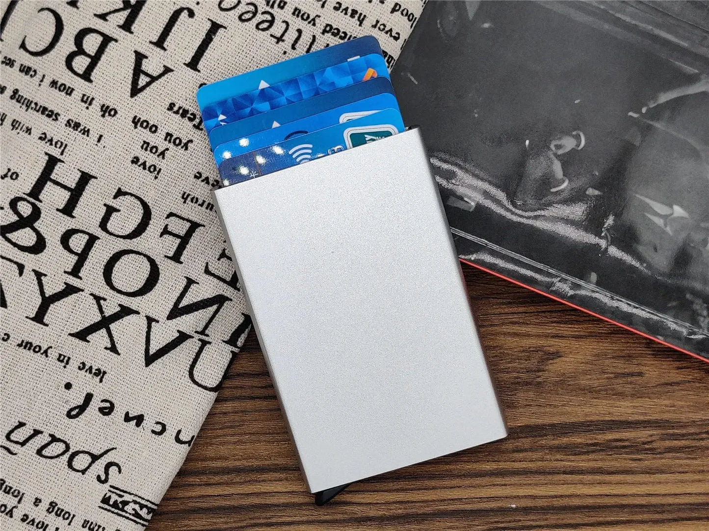 Secure & Sleek: RFID Smart Wallet for Men