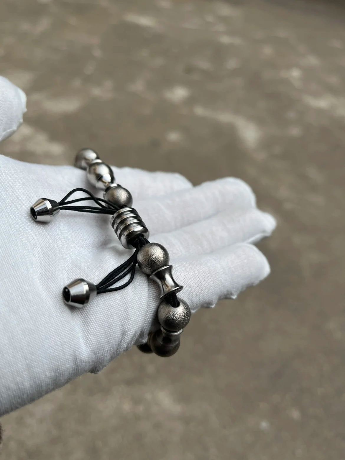 Heavy-Duty Titanium EDC Bracelet Kit – Tactical 10mm Solid Ball for Survival & Everyday Carry Gear
