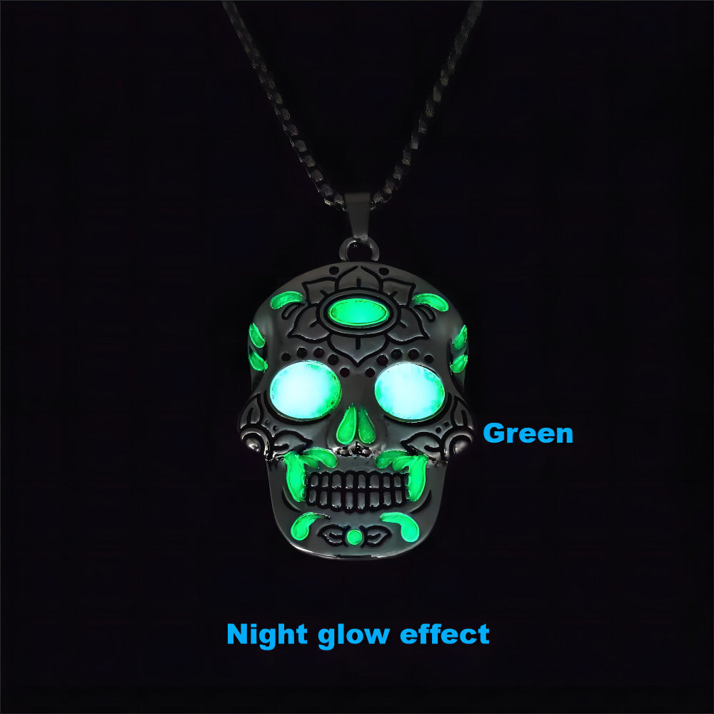 Luminous Skull Necklace with Day of the Dead Design – Halloween Glow Jewelry