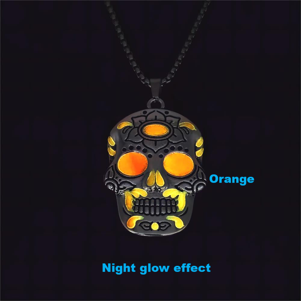 Luminous Skull Necklace with Day of the Dead Design – Halloween Glow Jewelry