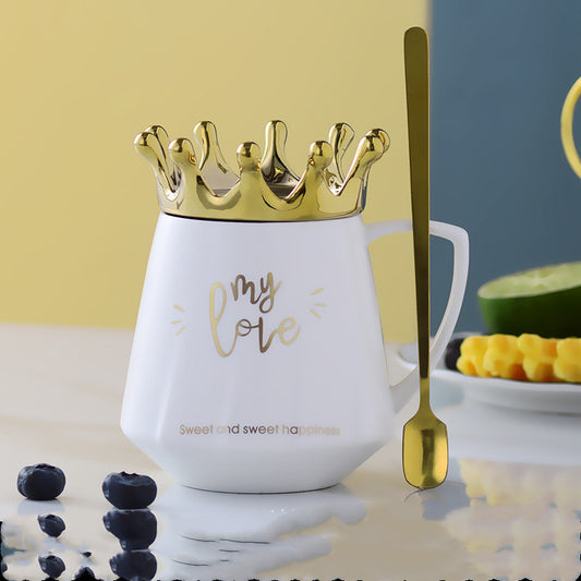 Crown Mug – Royal Coffee Cup with Golden Lid