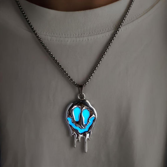 Gothic Glow-in-the-Dark Dripping Smile Necklace – Perfect Halloween Streetwear Jewelry