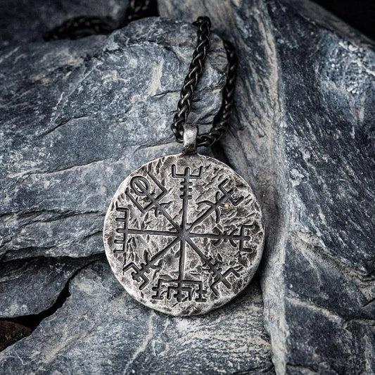 Forge Your Path with Vintage Men's Nordic Odin Viking Compass Vegvisir Pendant Necklace - Man Gifts Shop