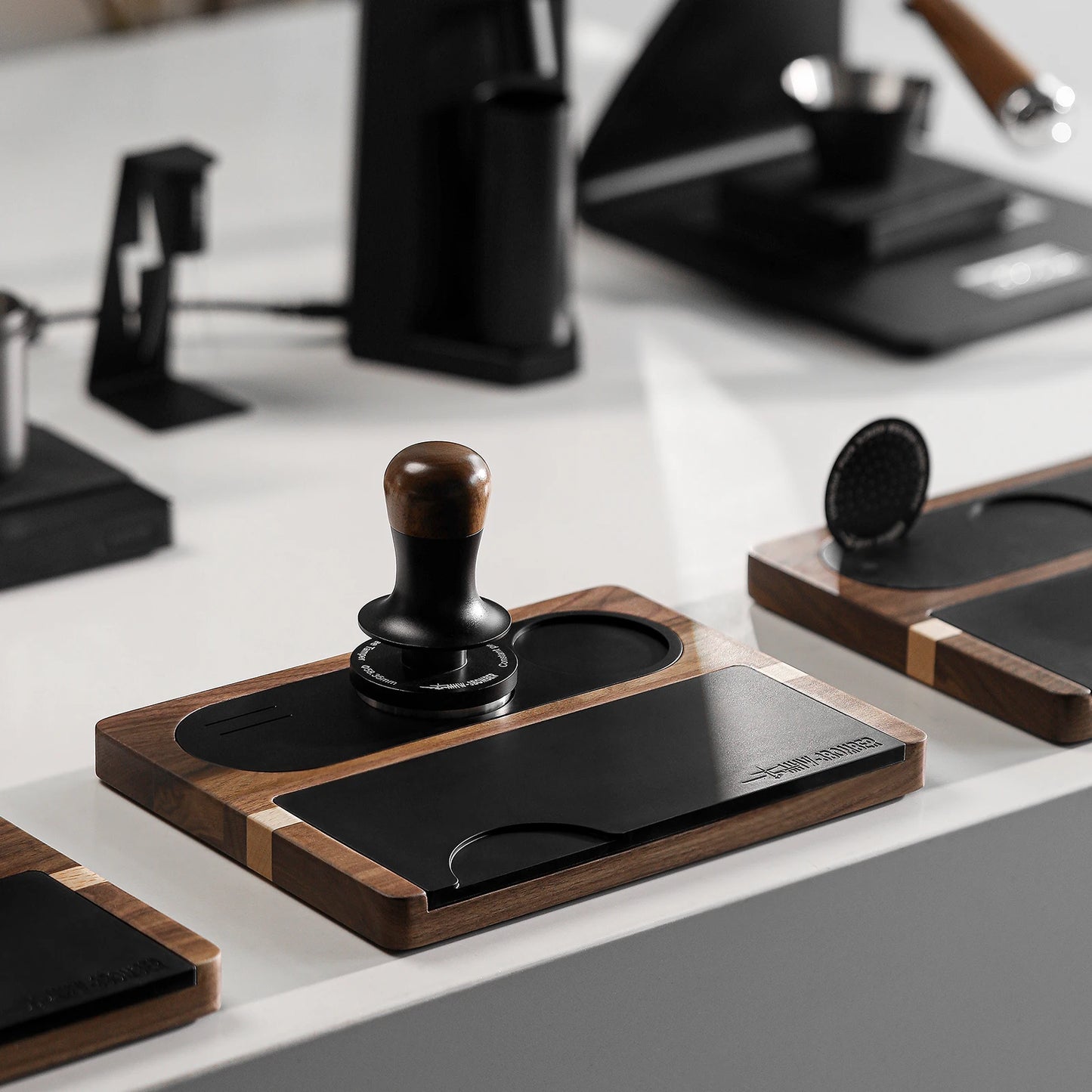 [Original] MHW-3BOMBER Espresso Non-Slip Silicone Tamping Station