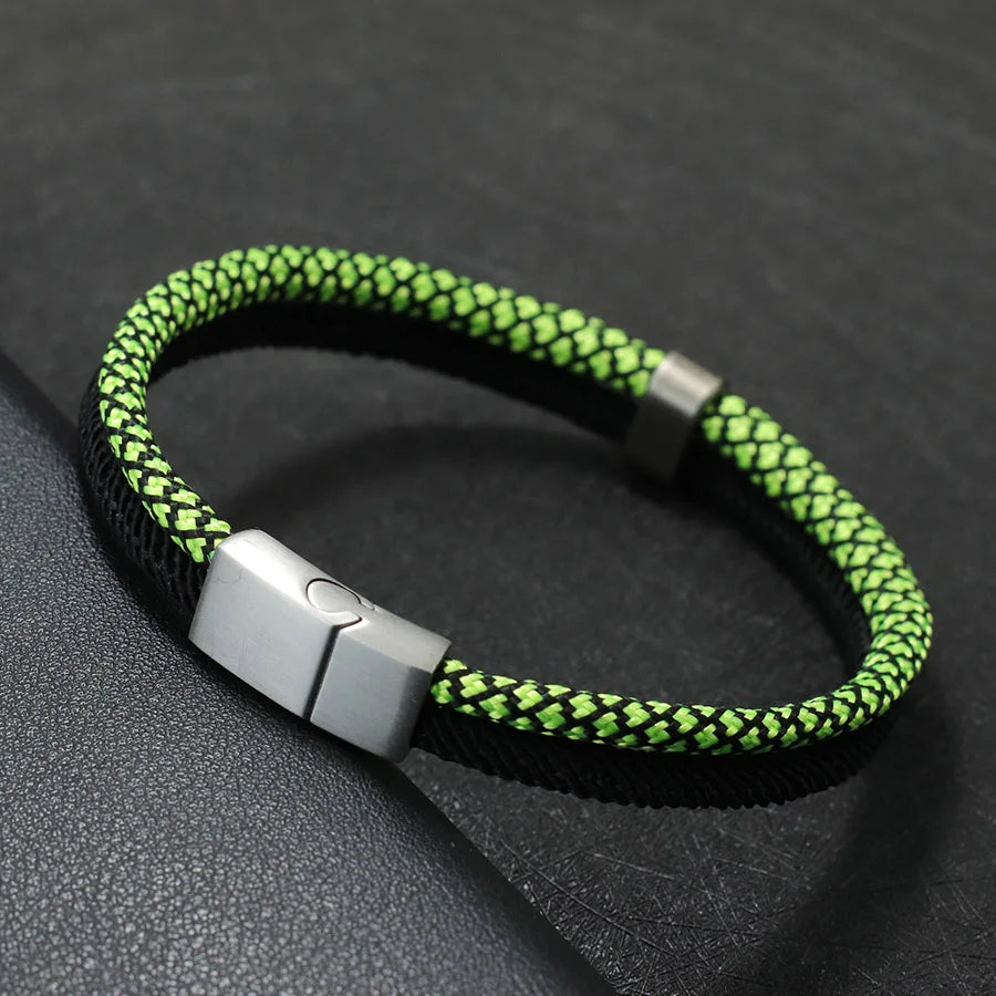 Knotic Men’s Paracord Bracelet with Magnetic Stainless Steel Clasp – Rugged & Stylish