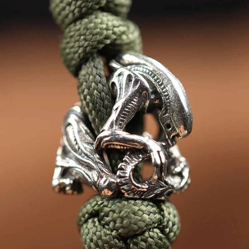 Alien Figurines Paracord Beads EDC - Man Gifts Shop