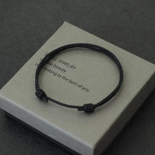 Pulsera de hilo ajustable hecha a mano: informal, versátil y unisex - Por Knotic 