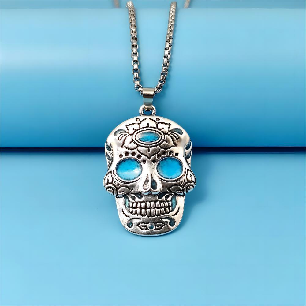 Luminous Skull Necklace with Day of the Dead Design – Halloween Glow Jewelry