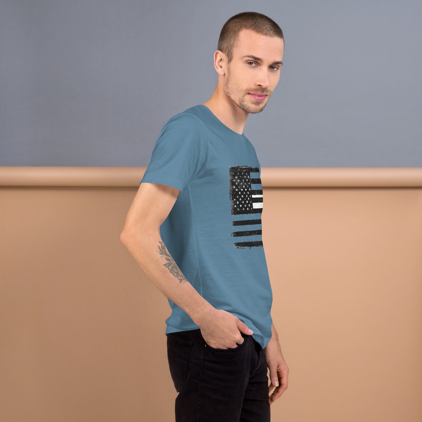 HoloWear Men’s Short Sleeve Graphic T-shirt Collection